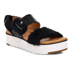 NWT UGG Le Fluff Patent Leather, Suede Sandals Size 7